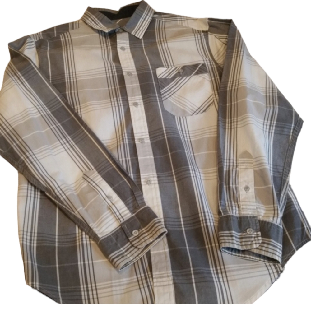 Mossimo supply dress shirt size Medium